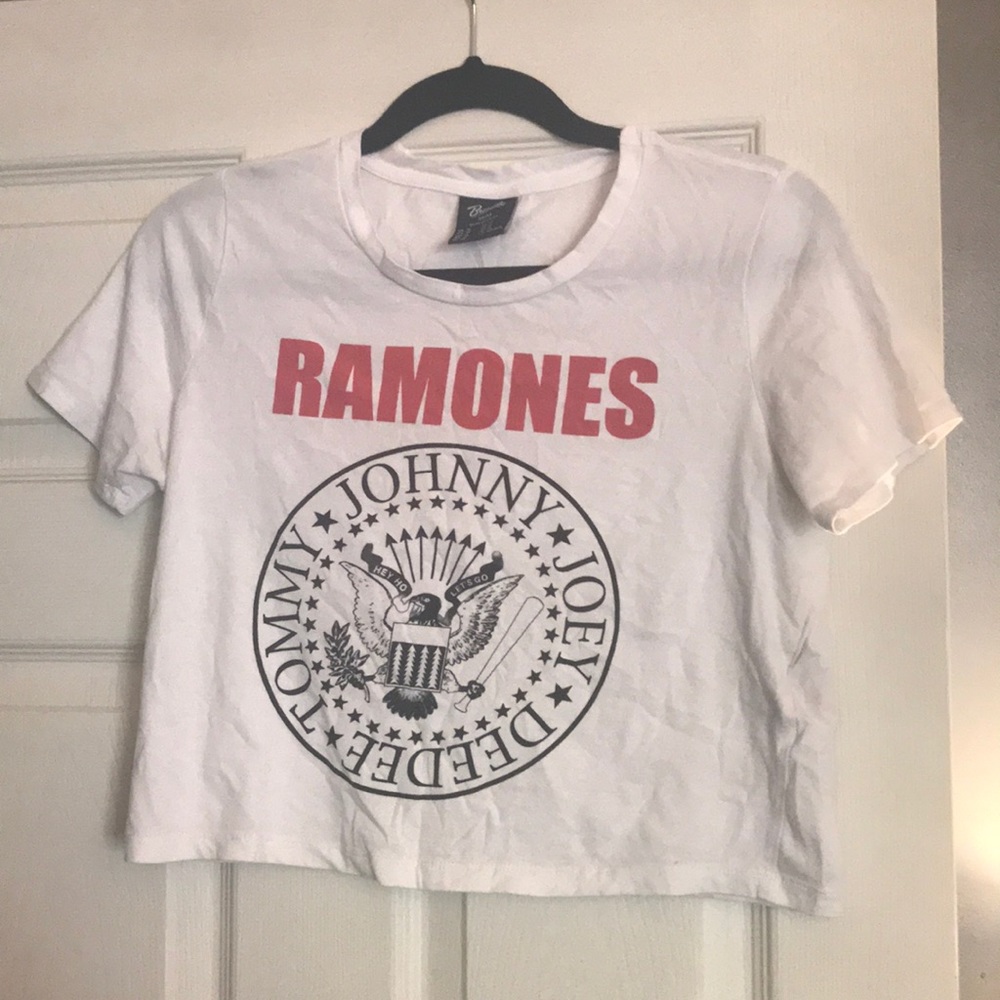 Ramones crop top!